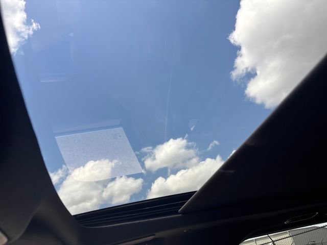 Certified 2025 Lincoln Navigator Reserve image 15