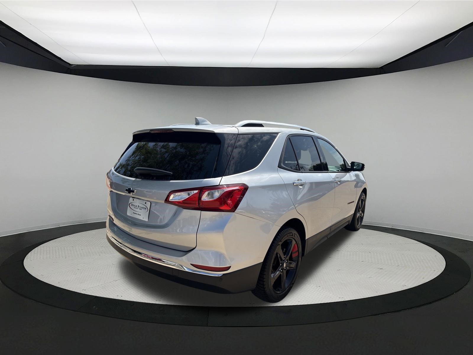 Used 2021 Chevrolet Equinox Premier w/ Redline Edition FWD image 5