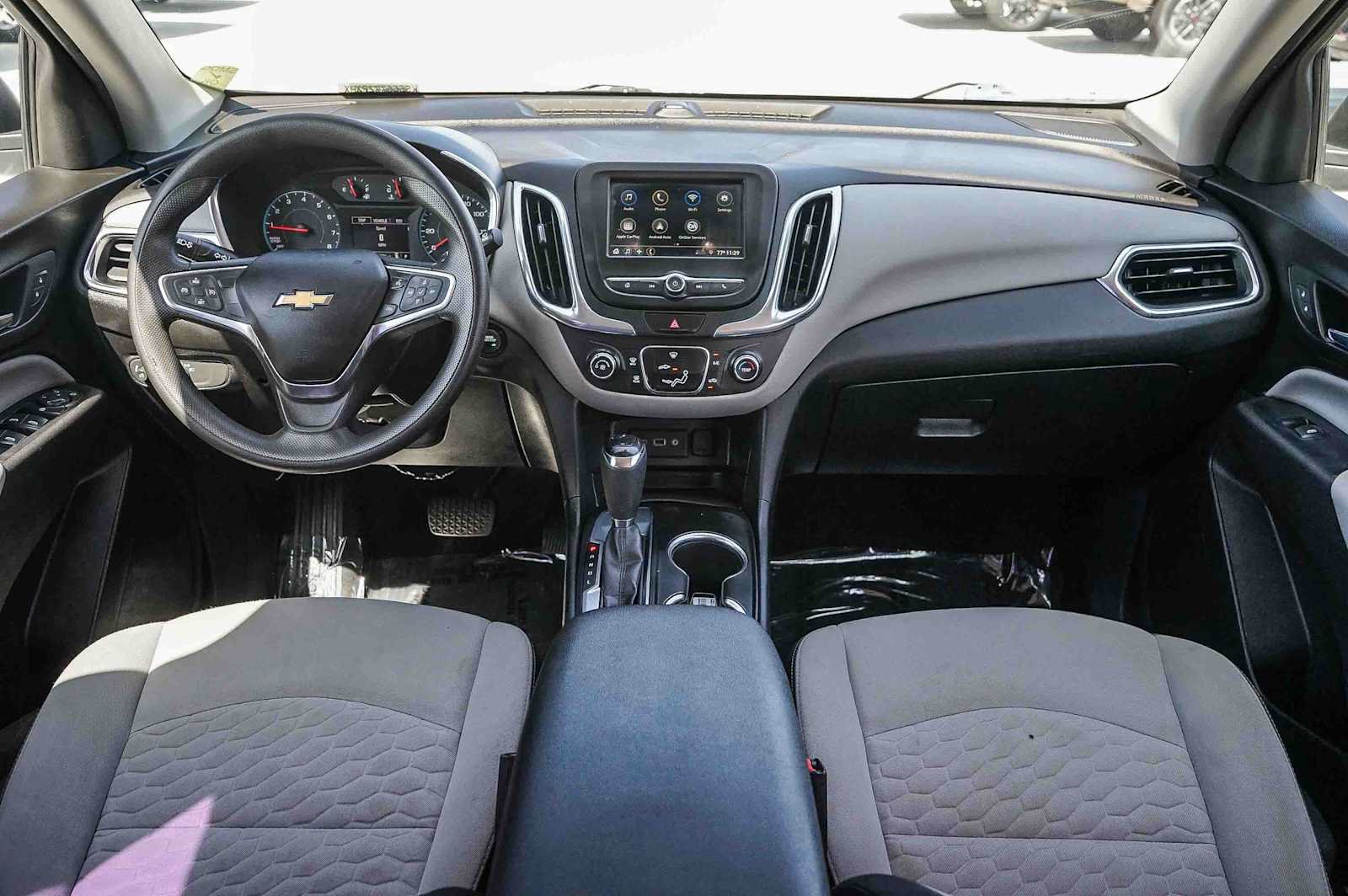 Used 2019 Chevrolet Equinox LS FWD image 12