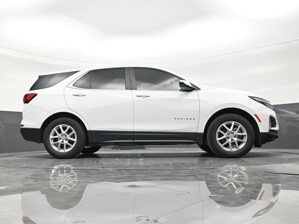 Used 2023 Chevrolet Equinox LT FWD image 25