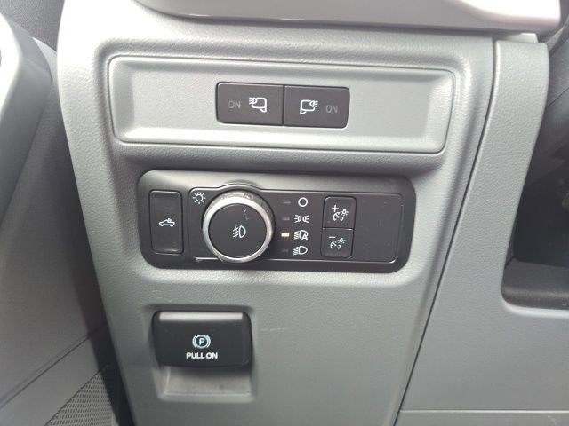 Used 2022 Ford F150 XLT w/ XTR Package AWD/4WD image 11