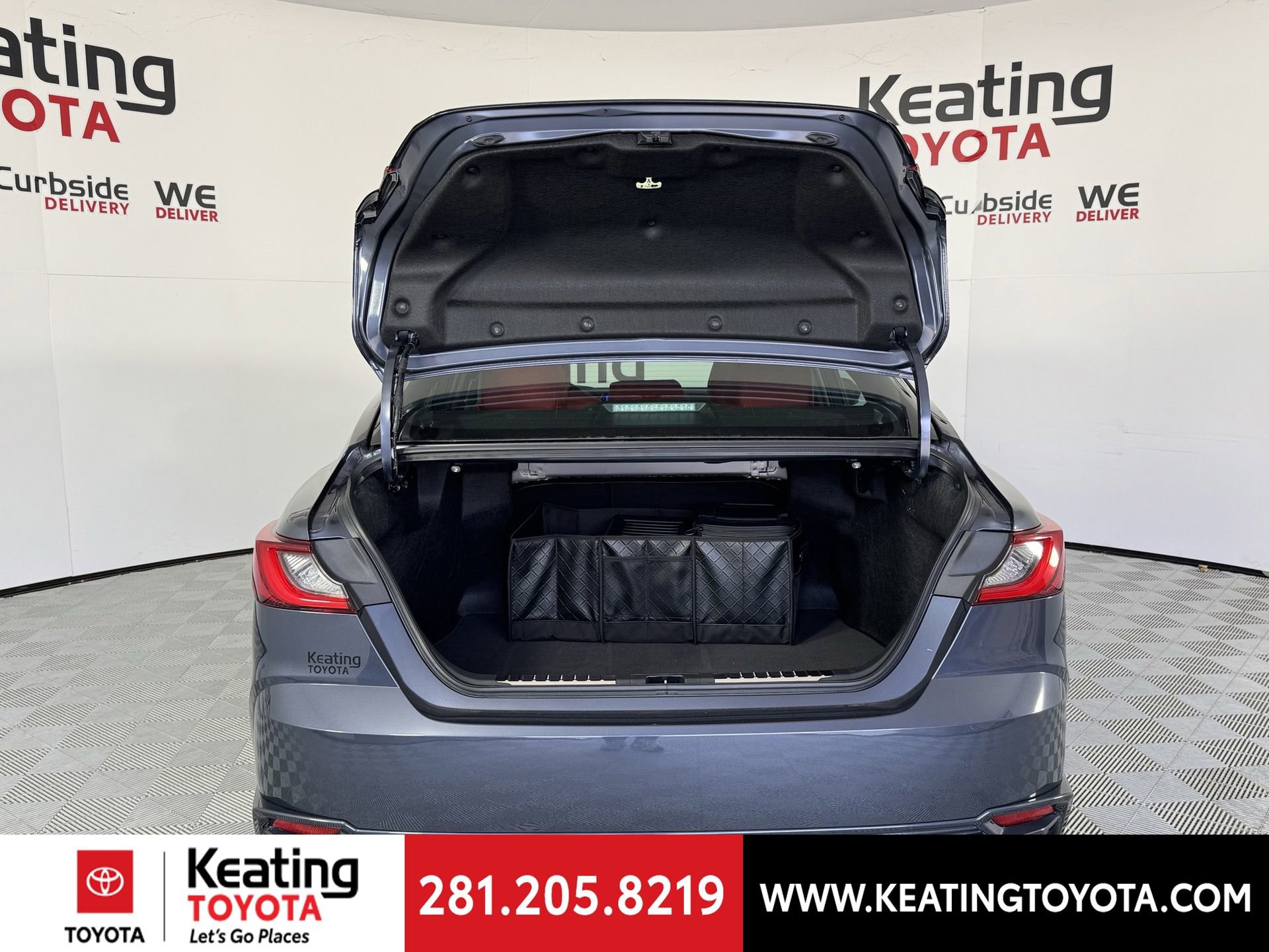 Used 2026 Toyota Camry XSE FWD image 11
