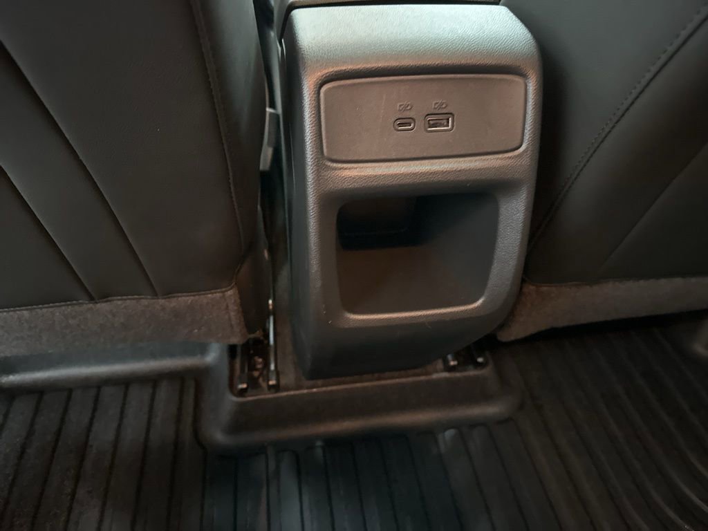 Used 2024 Chevrolet Trax RS w/ Sunroof Package image 23