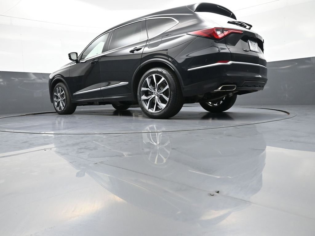 Used 2023 Acura MDX SH-AWD w/ Technology Package image 34
