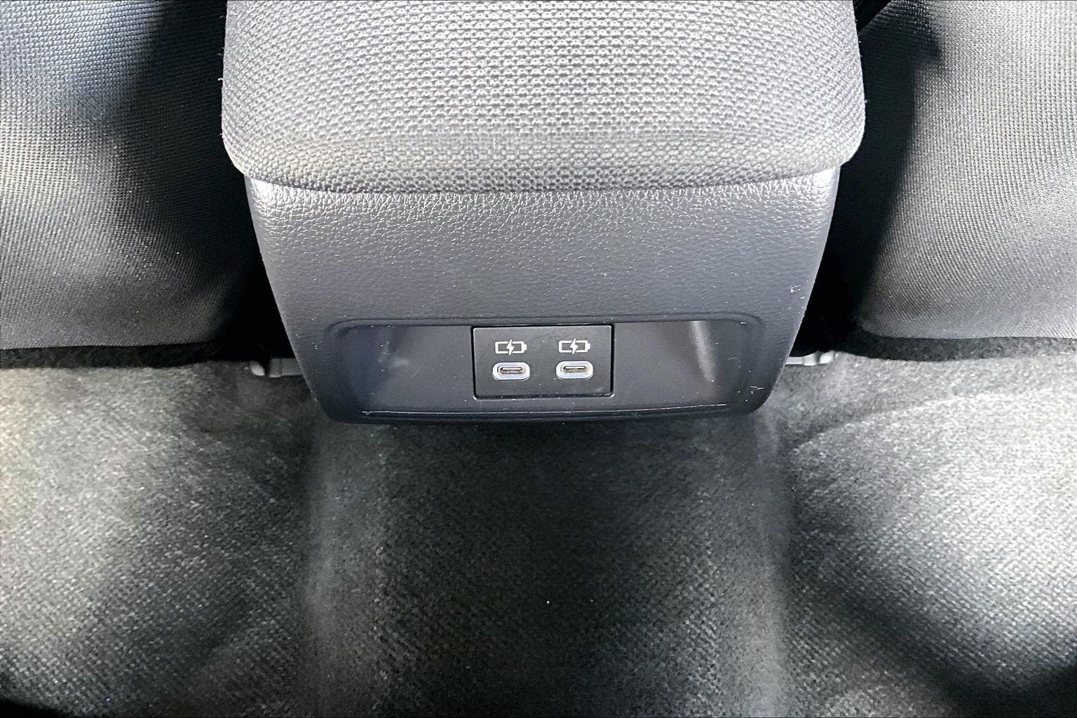 Used 2025 Toyota Corolla LE FWD image 31