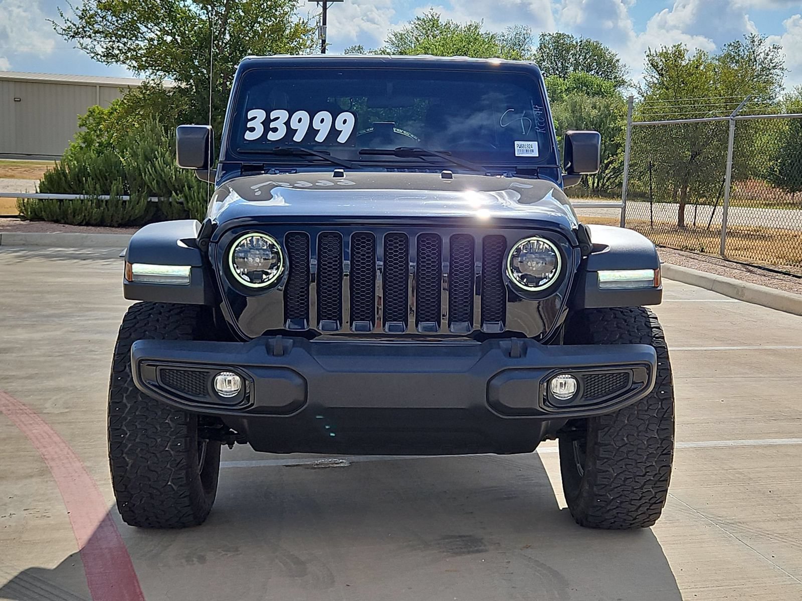 Used 2023 Jeep Wrangler Unlimited Sport AWD/4WD image 8
