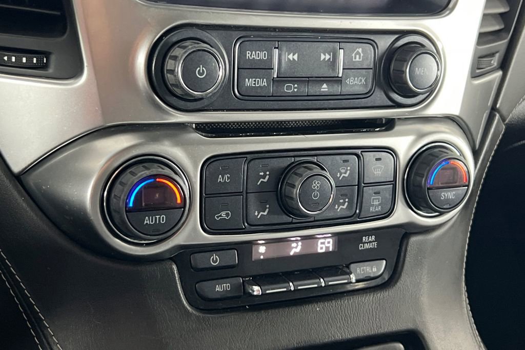 Used 2019 Chevrolet Tahoe LS w/ Enhanced Driver Alert Package AWD/4WD image 29