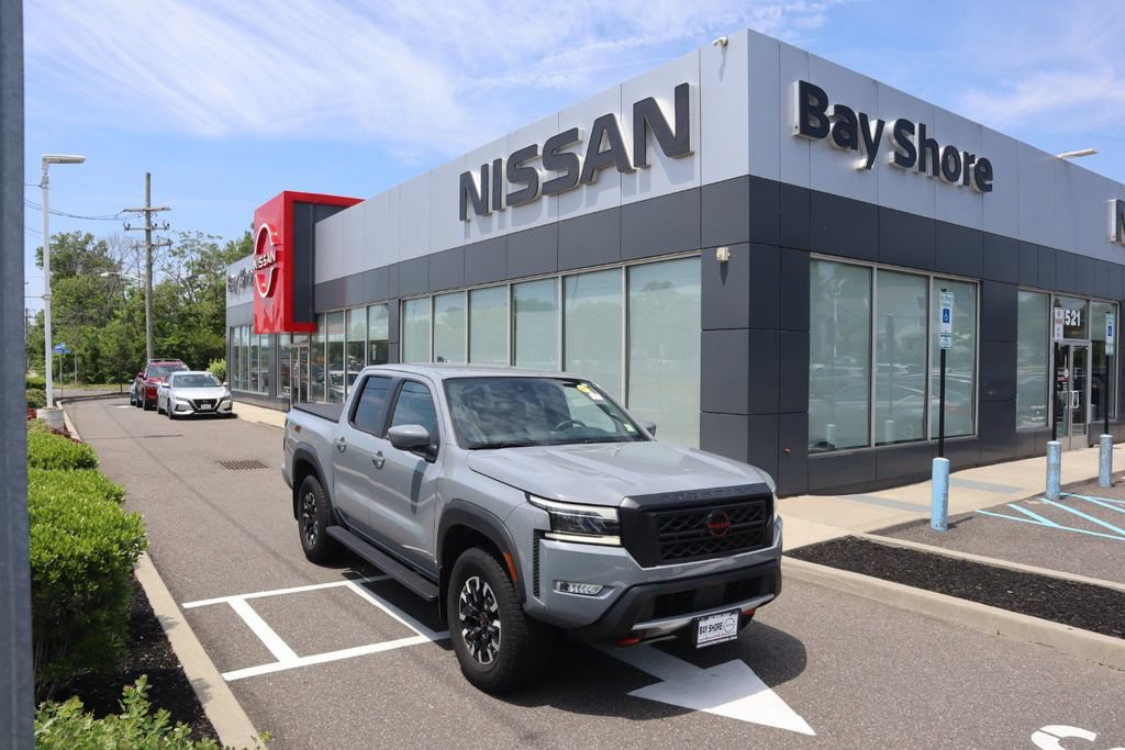 Certified 2024 Nissan Frontier PRO-4X w/ Off-Road Protection Package AWD/4WD image 2
