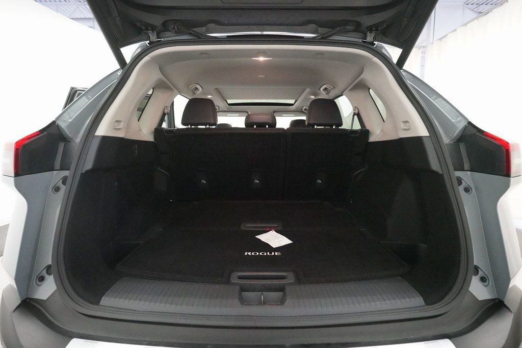 Certified 2023 Nissan Rogue SL image 11