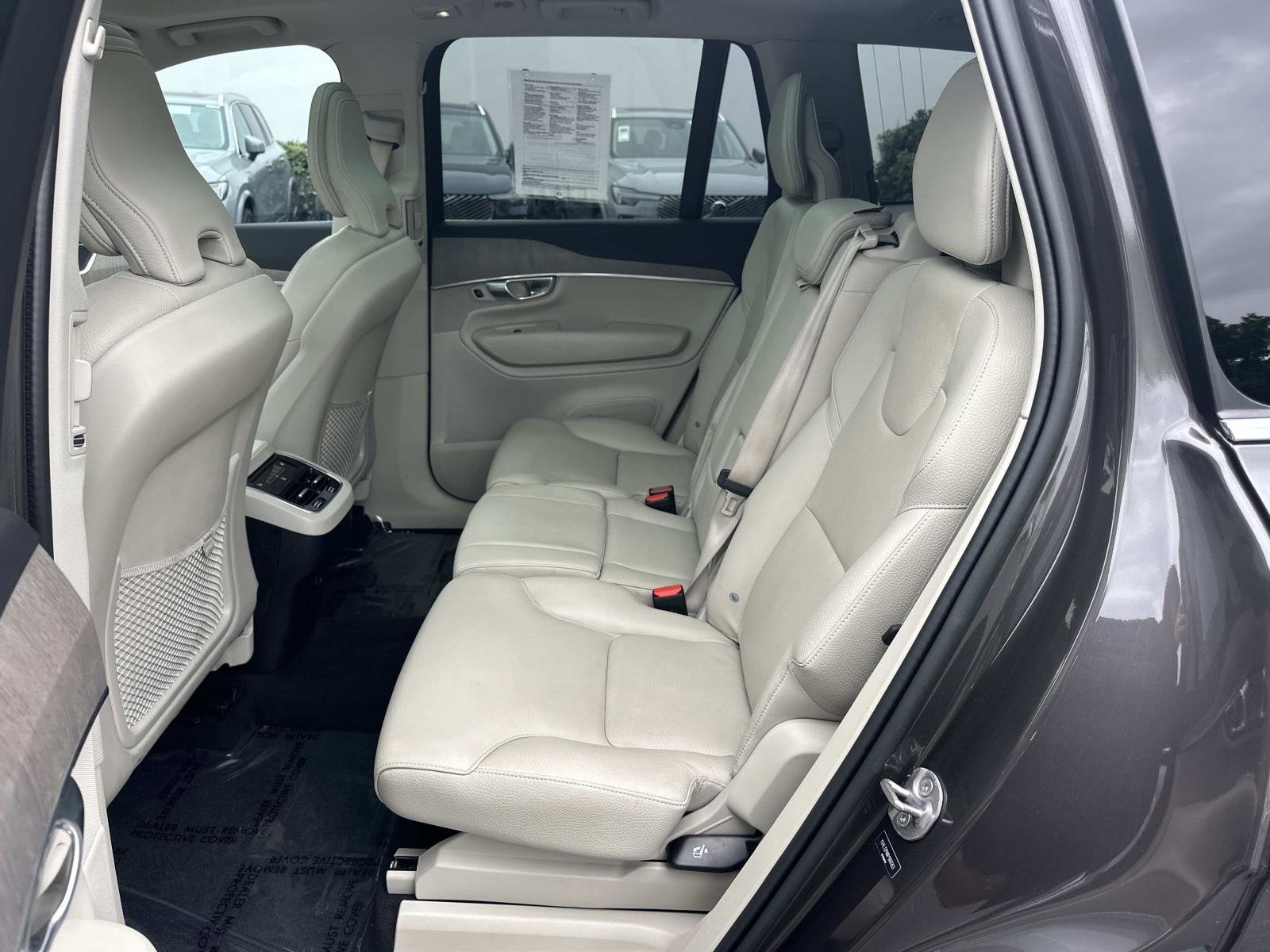 Certified 2023 Volvo XC90 B5 Plus image 21