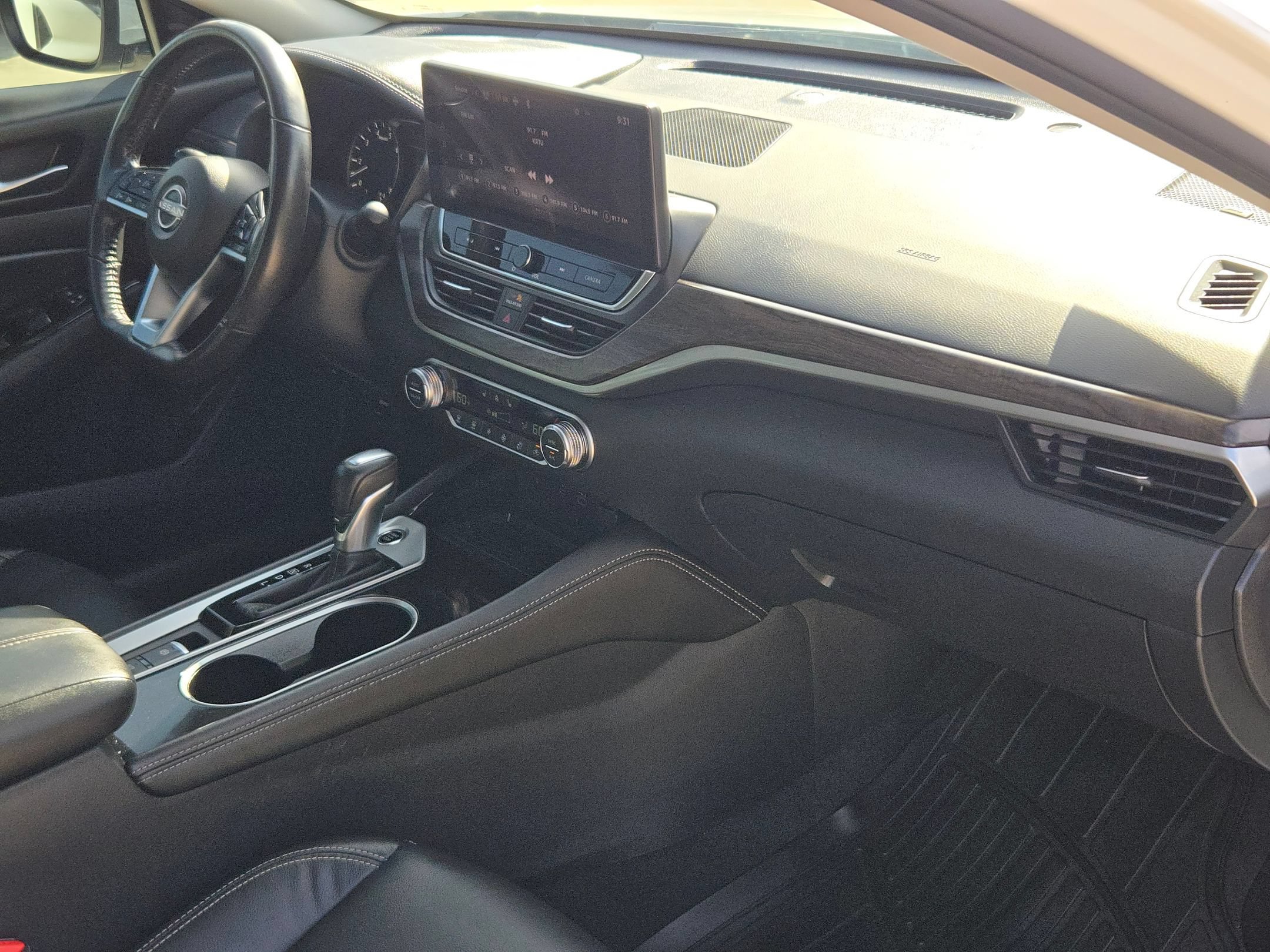 Certified 2024 Nissan Altima 2.5 SL FWD image 29