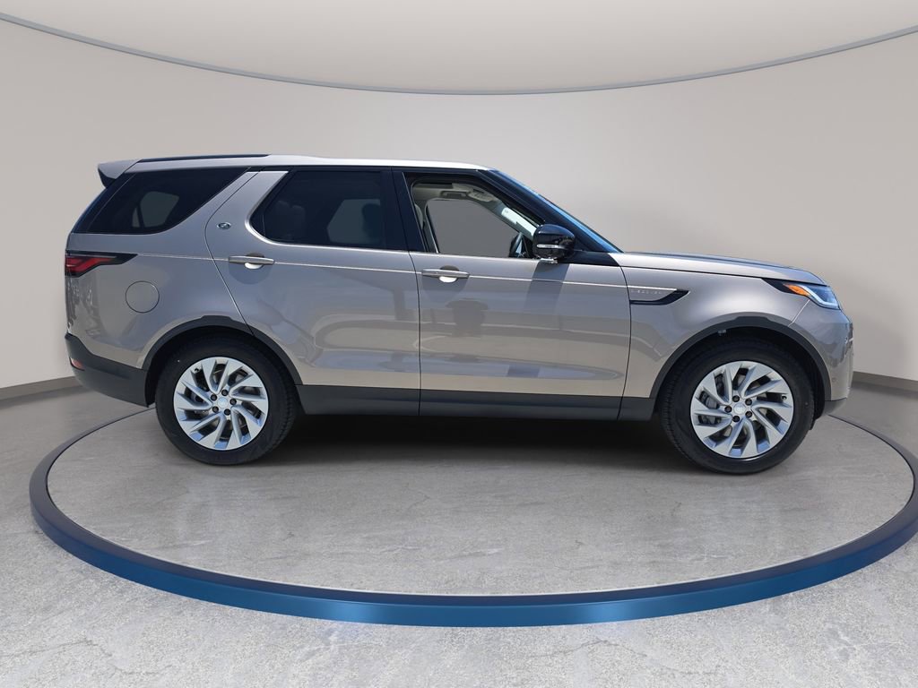 New 2026 Land Rover Discovery S AWD/4WD image 4