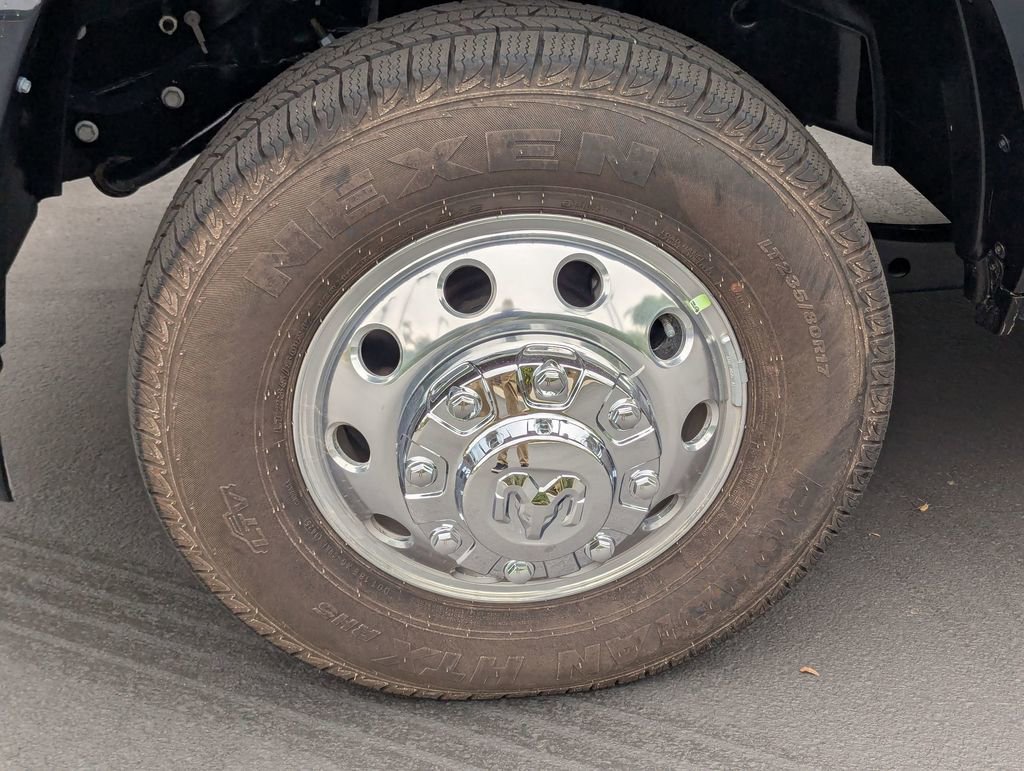 New 2026 RAM 3500 Limited image 9