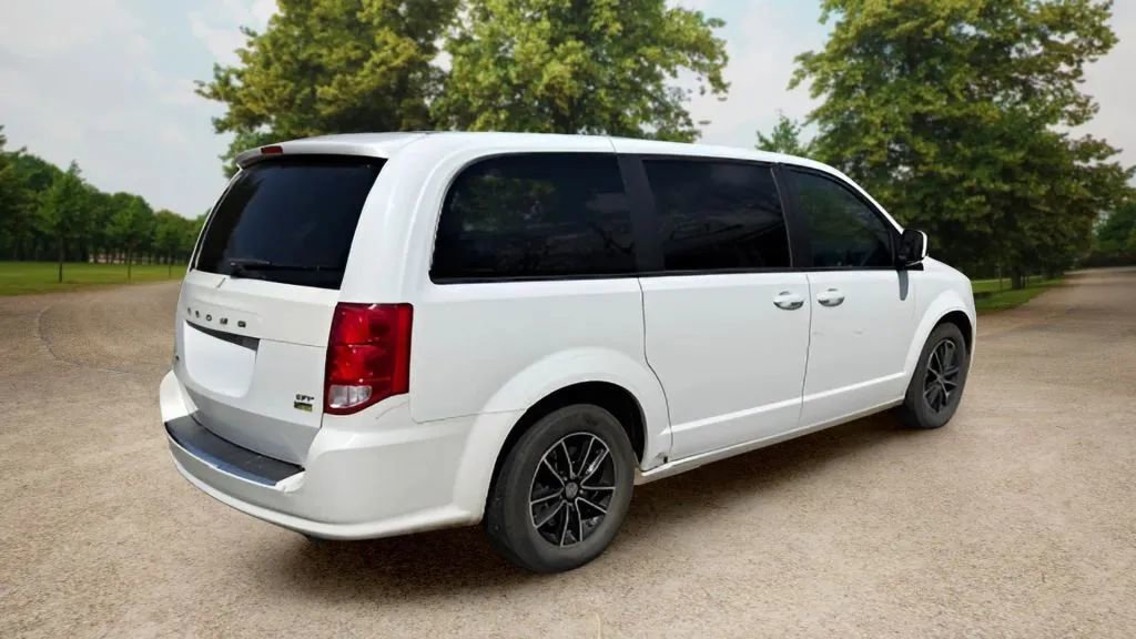Used 2019 Dodge Grand Caravan GT image 8