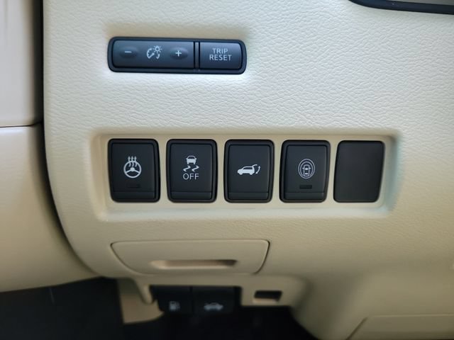 Used 2020 Nissan Murano Platinum FWD image 24