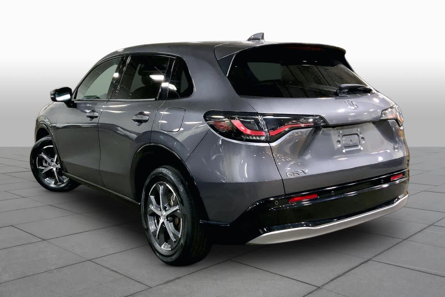 Used 2025 Honda HR-V EX-L image 12