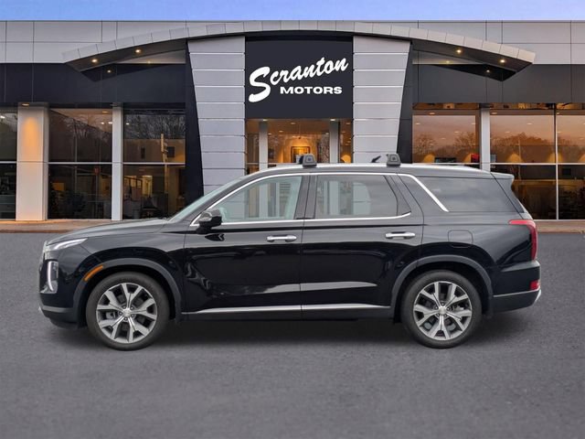 Used 2022 Hyundai Palisade SEL w/ Premium Package FWD image 2