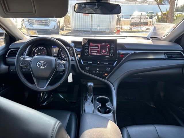 Used 2021 Toyota Camry SE image 13