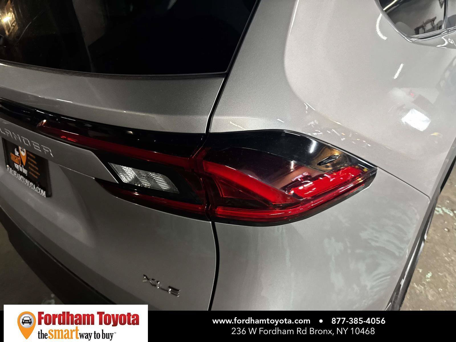 Certified 2025 Toyota Grand Highlander AWD Hybrid image 11
