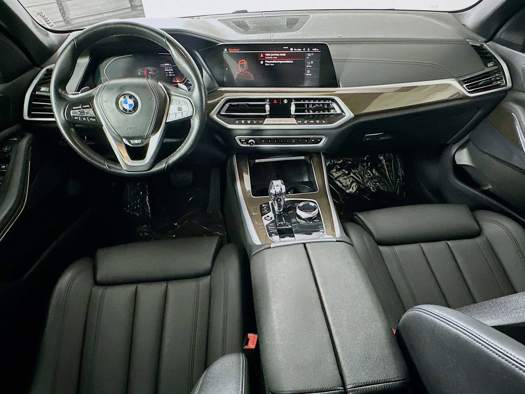 Used 2022 BMW X5 xDrive40i w/ Executive Package AWD/4WD image 16