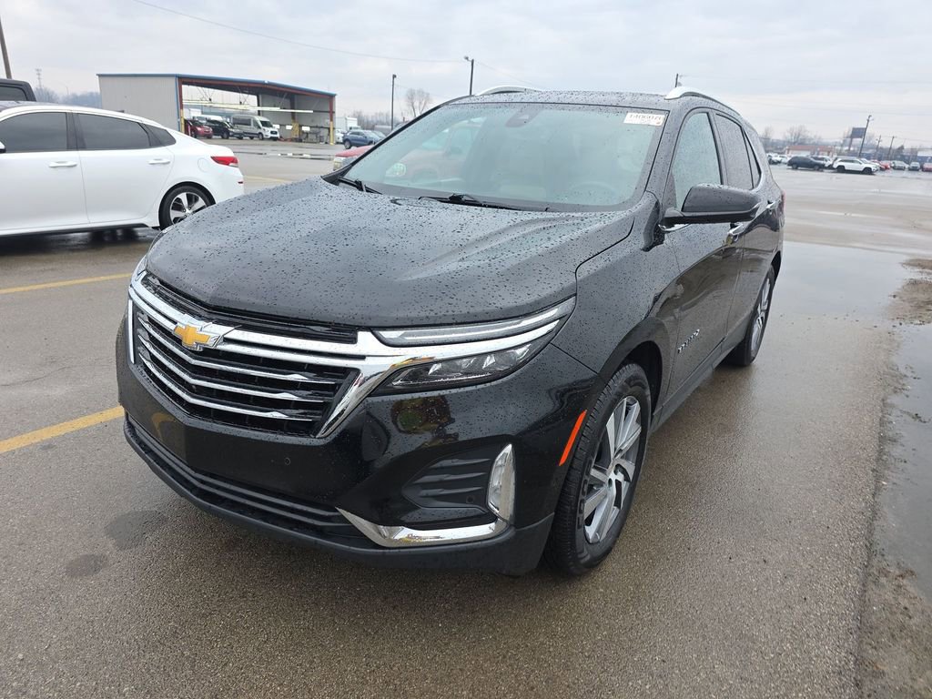 Used 2023 Chevrolet Equinox Premier image 3