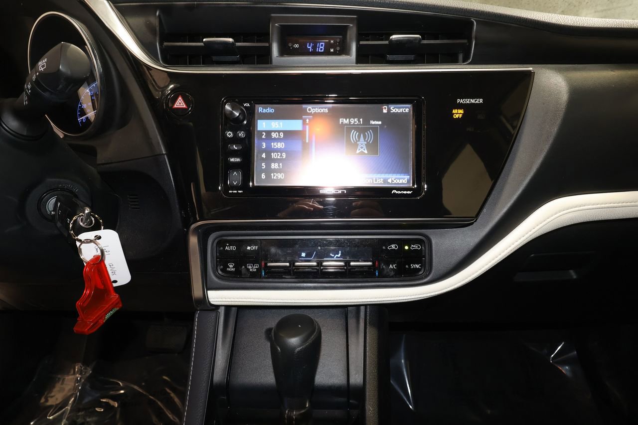 Used 2016 Scion iM image 10