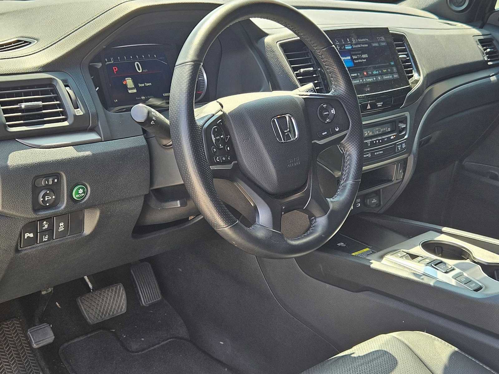 Used 2024 Honda Passport EX-L image 2