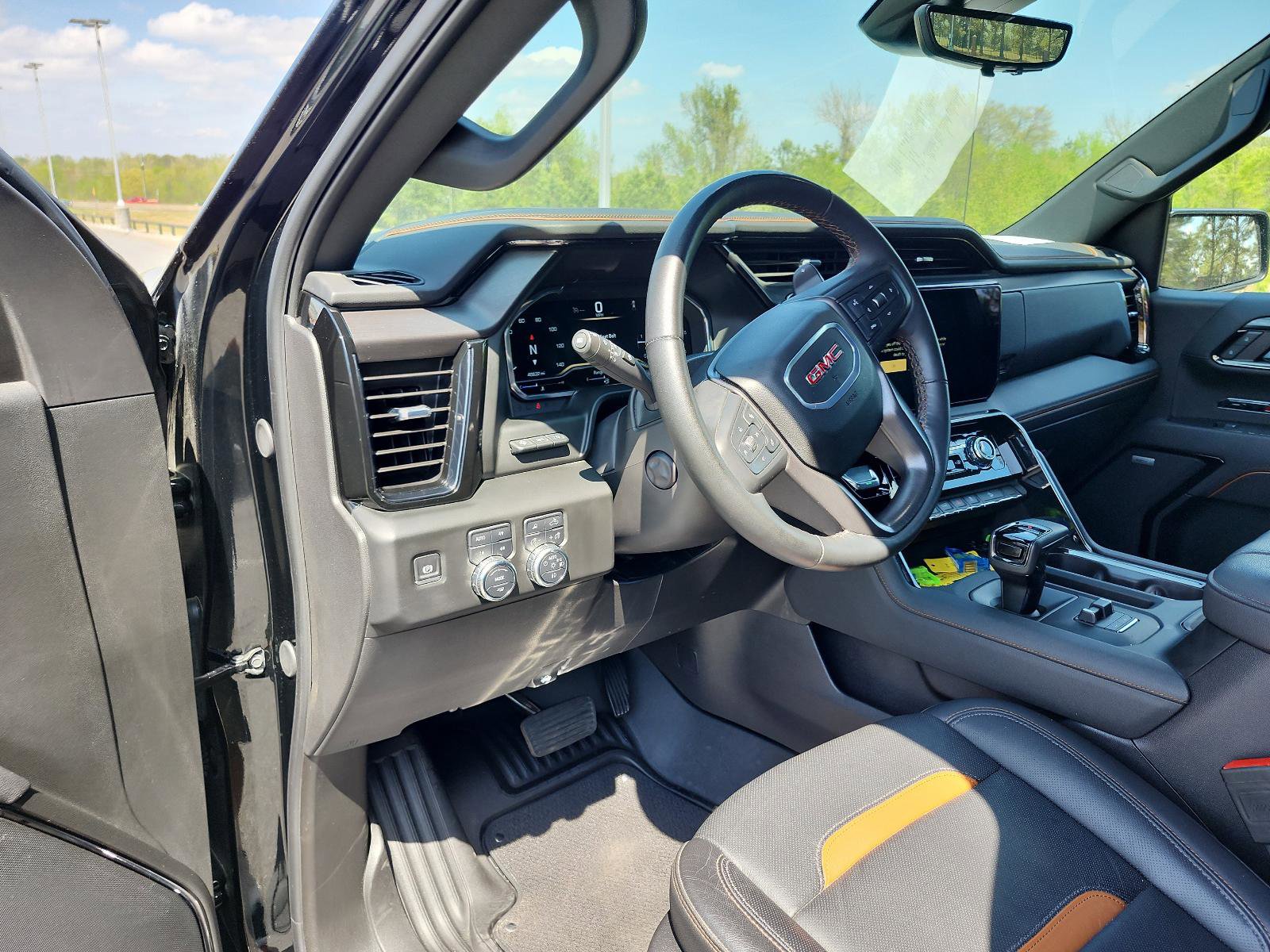 Certified 2025 GMC Sierra 1500 AT4 w/ AT4 Premium Package image 17