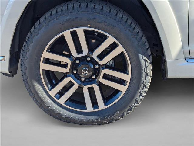 Used 2018 Toyota 4Runner Limited image 25
