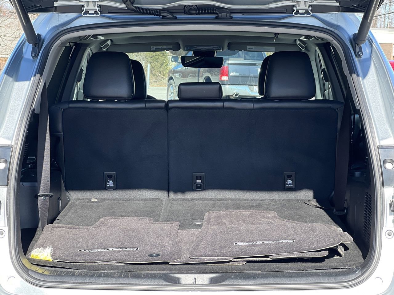 Used 2019 Toyota Highlander XLE image 31