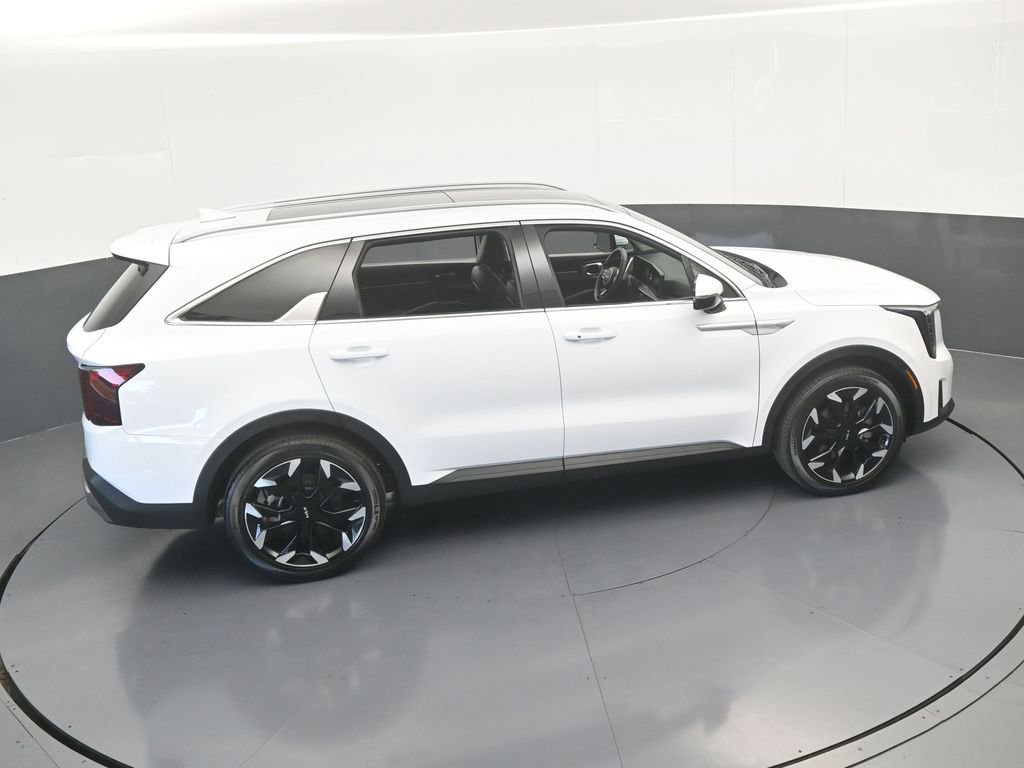 Used 2025 Kia Sorento EX w/ Panoramic Sunroof Package FWD image 55