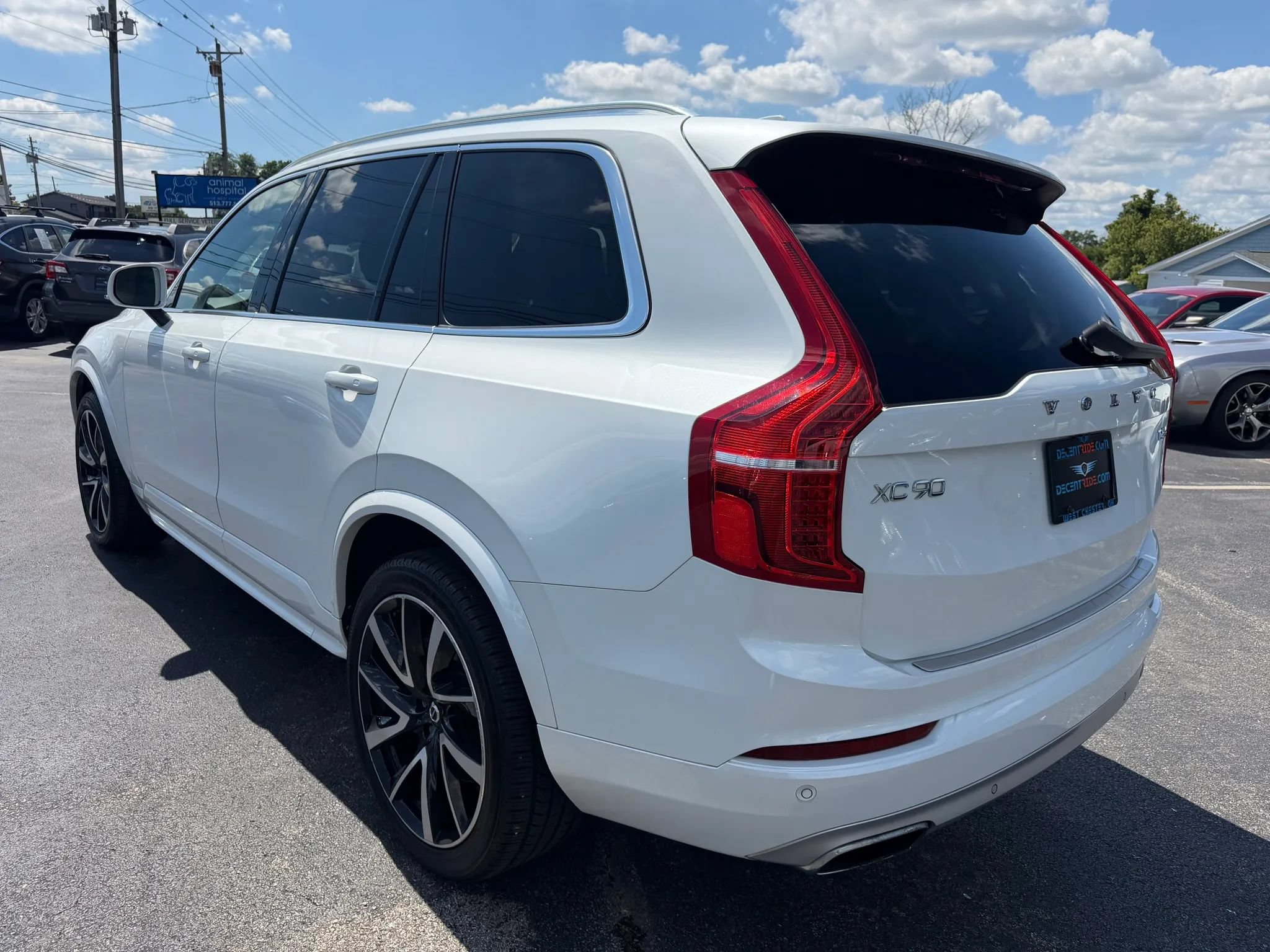 Used 2020 Volvo XC90 T6 Momentum w/ Protection Package AWD/4WD image 5