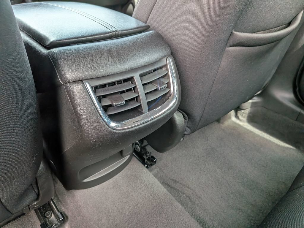 Used 2025 Chevrolet Malibu LT FWD image 35