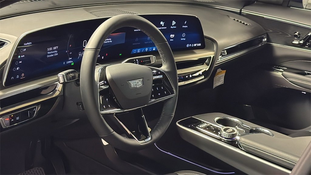 Used 2025 Cadillac Lyriq Sport image 26