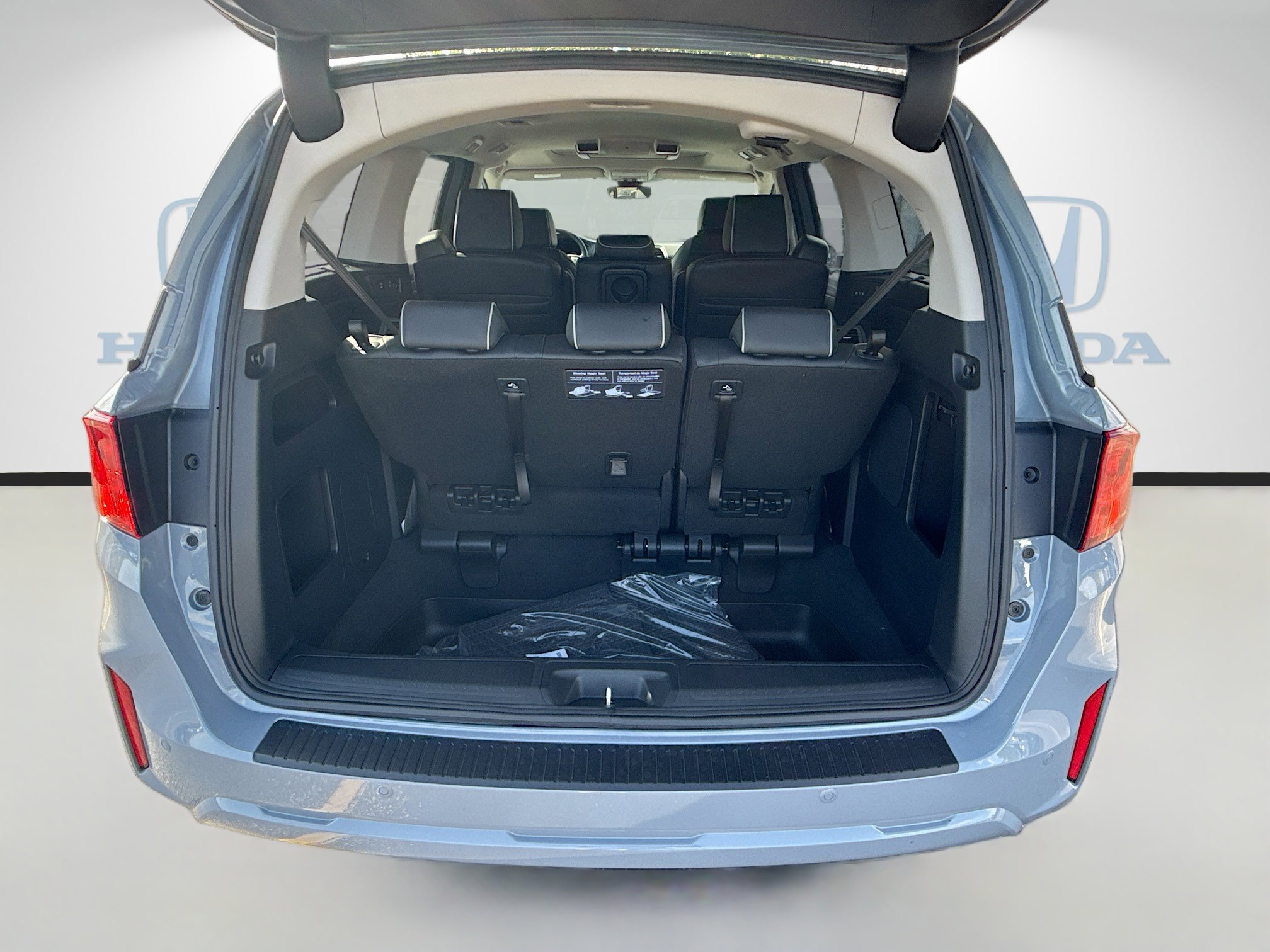 New 2026 Honda Odyssey Elite image 22