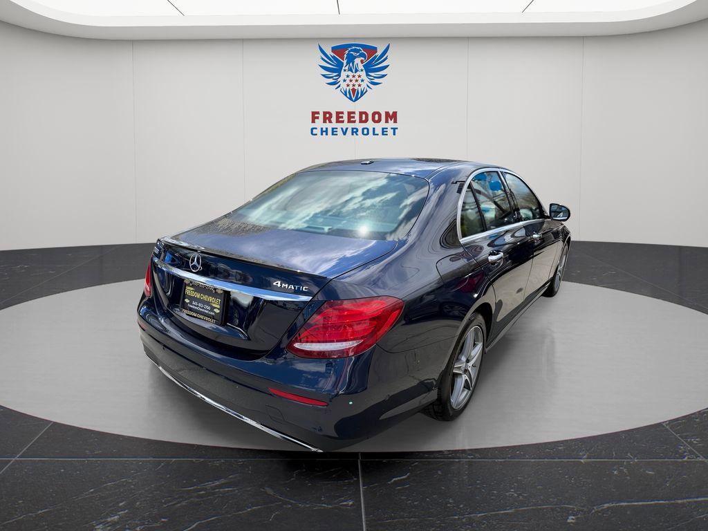 Used 2017 Mercedes-Benz E 300 4MATIC image 7