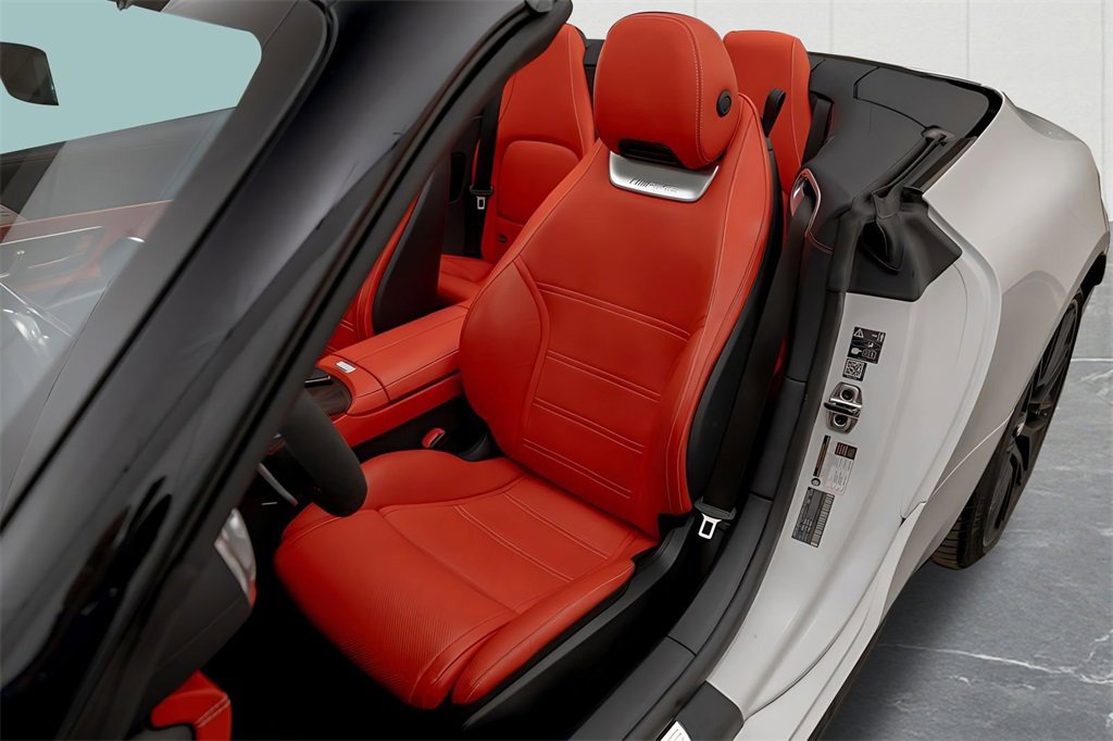 Used 2023 Mercedes-Benz SL 63 AMG 4MATIC image 24