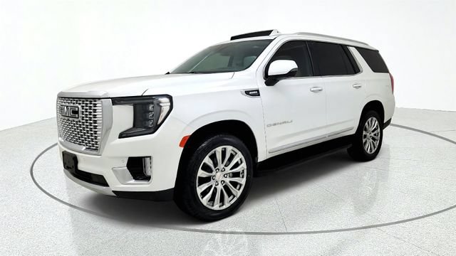 Used 2024 GMC Yukon Denali AWD/4WD image 3