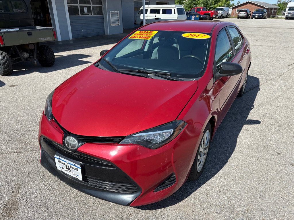 Used 2017 Toyota Corolla LE FWD image 7