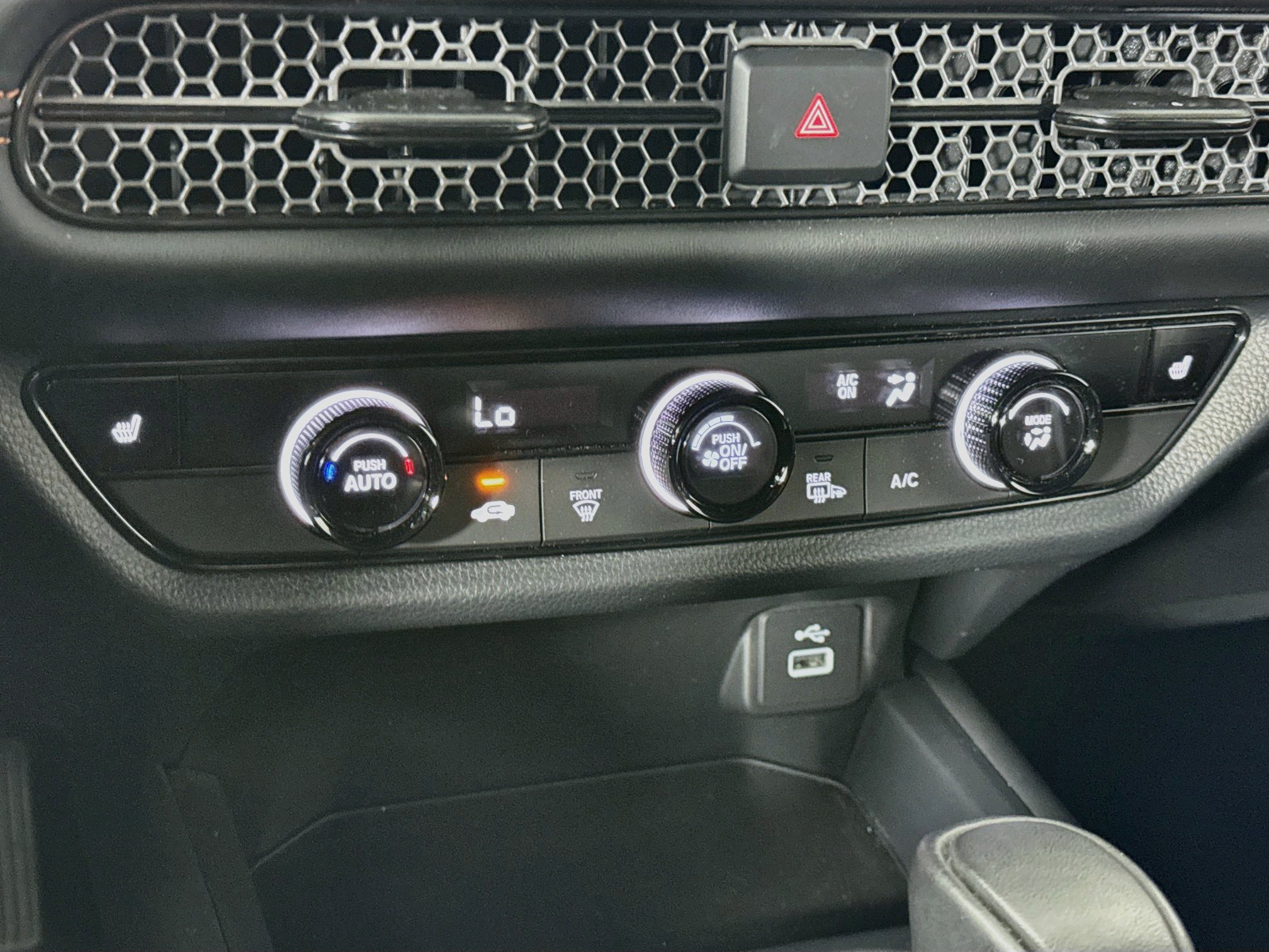 Certified 2025 Honda HR-V Sport image 15