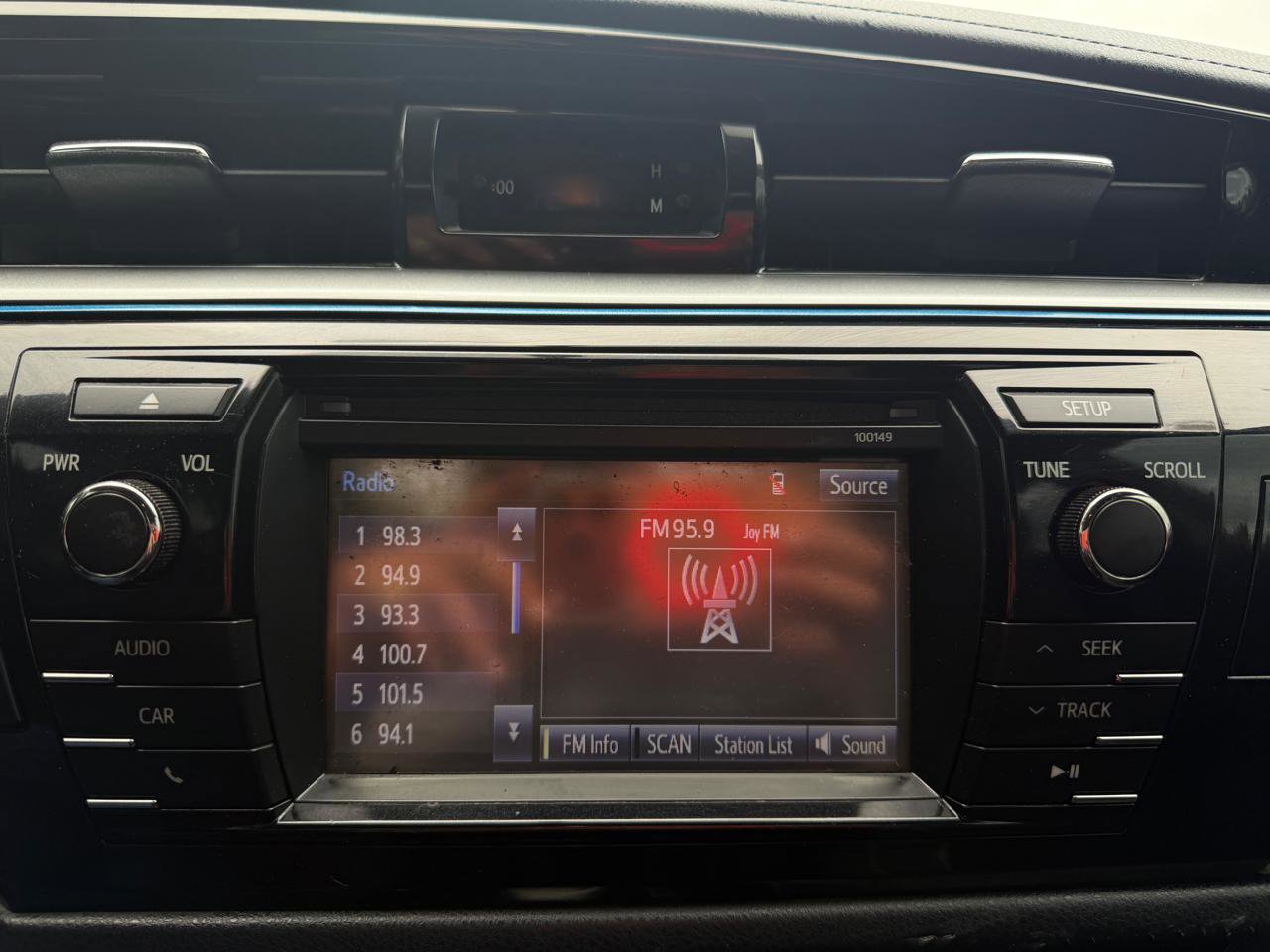 Used 2014 Toyota Corolla S FWD image 21