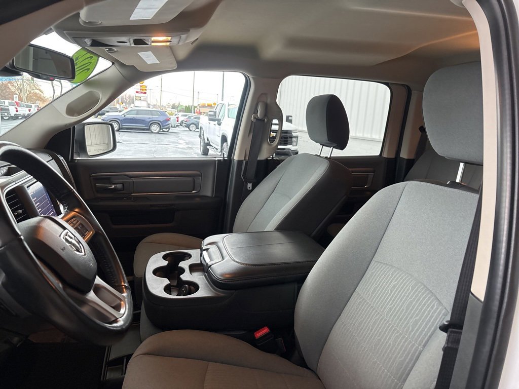 Used 2022 RAM 1500 Classic SLT w/ Electronics Convenience Group image 10