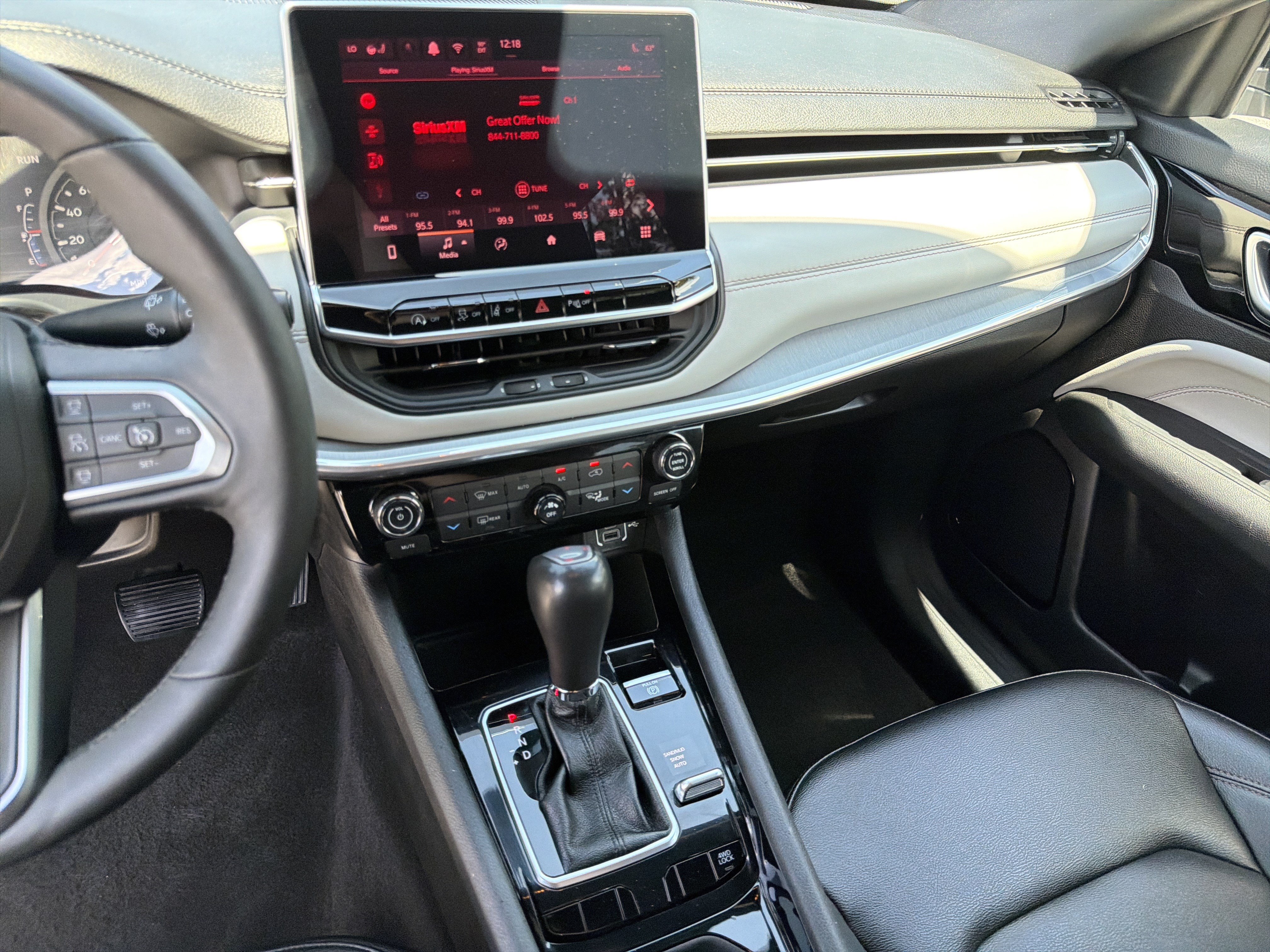Used 2024 Jeep Compass Limited AWD/4WD image 32