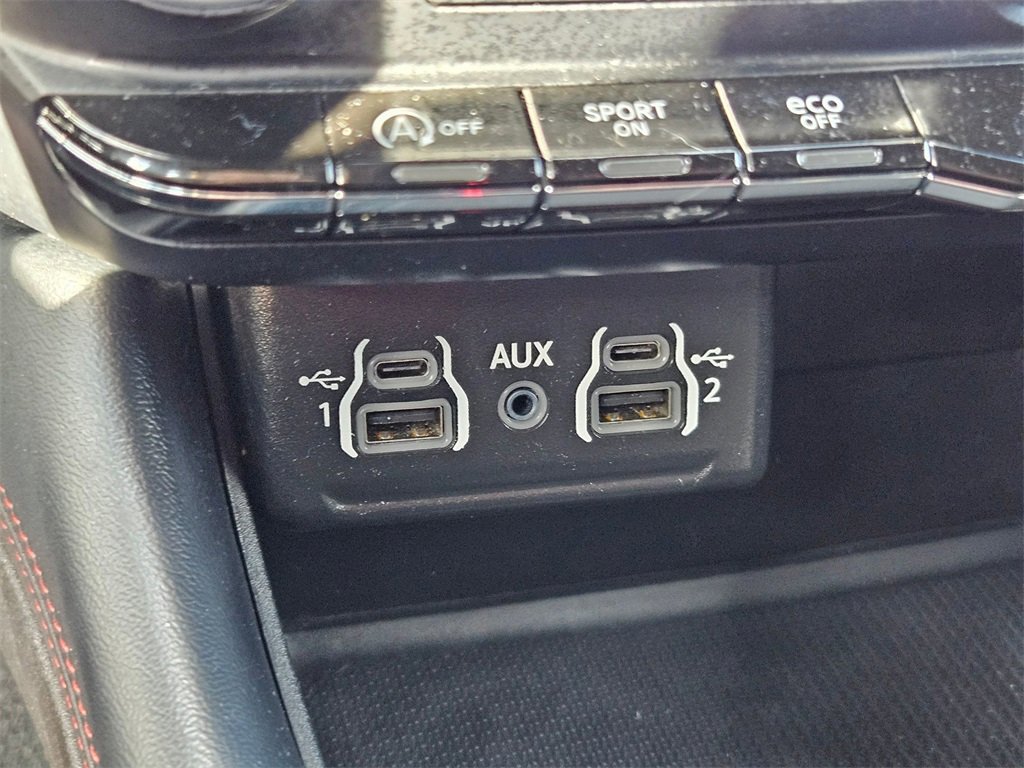 Certified 2024 Dodge Durango GT image 26