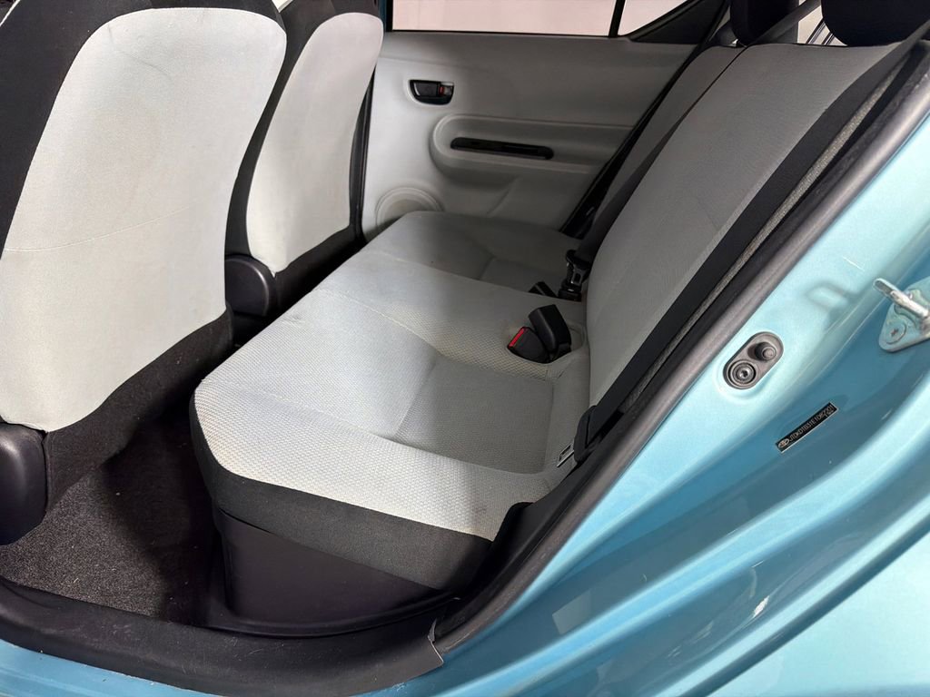 Used 2014 Toyota Prius C One image 19