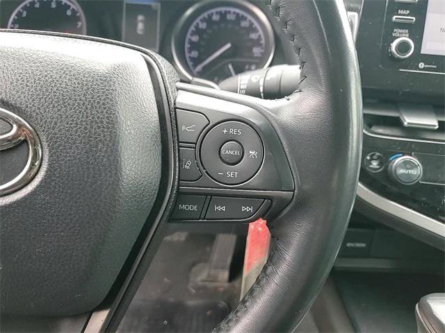 Certified 2022 Toyota Camry SE image 15