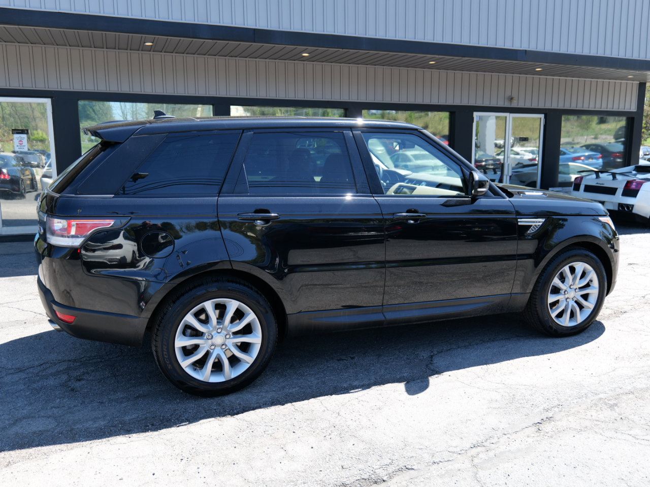 Used 2015 Land Rover Range Rover Sport HSE image 68