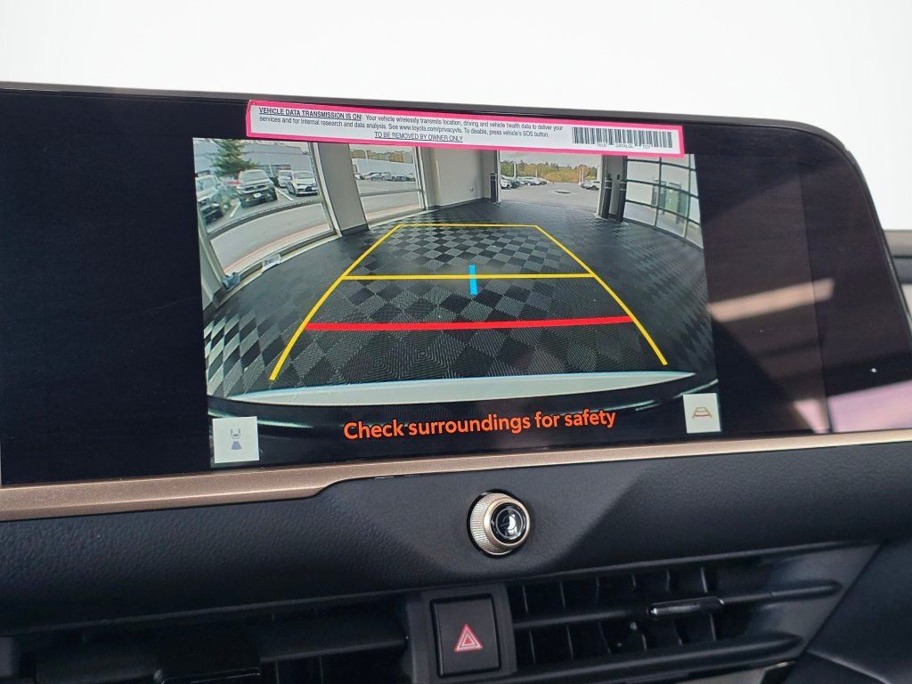Used 2025 Toyota Crown AWD/4WD image 25