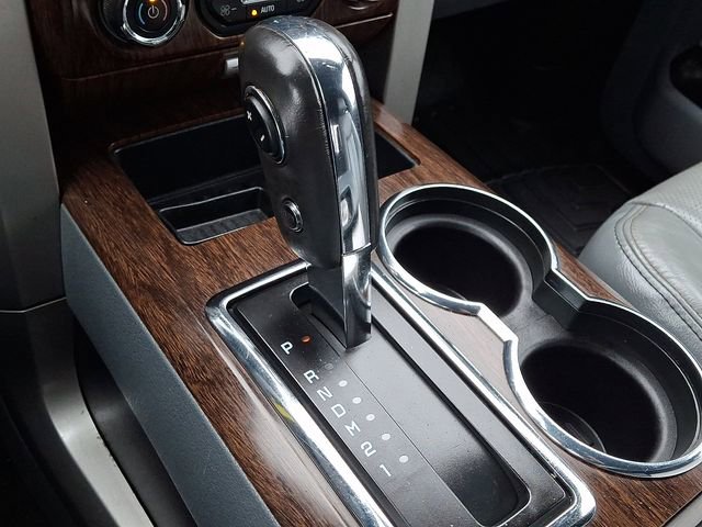 Used 2014 Ford F150 Lariat w/ Lariat Chrome Package image 16