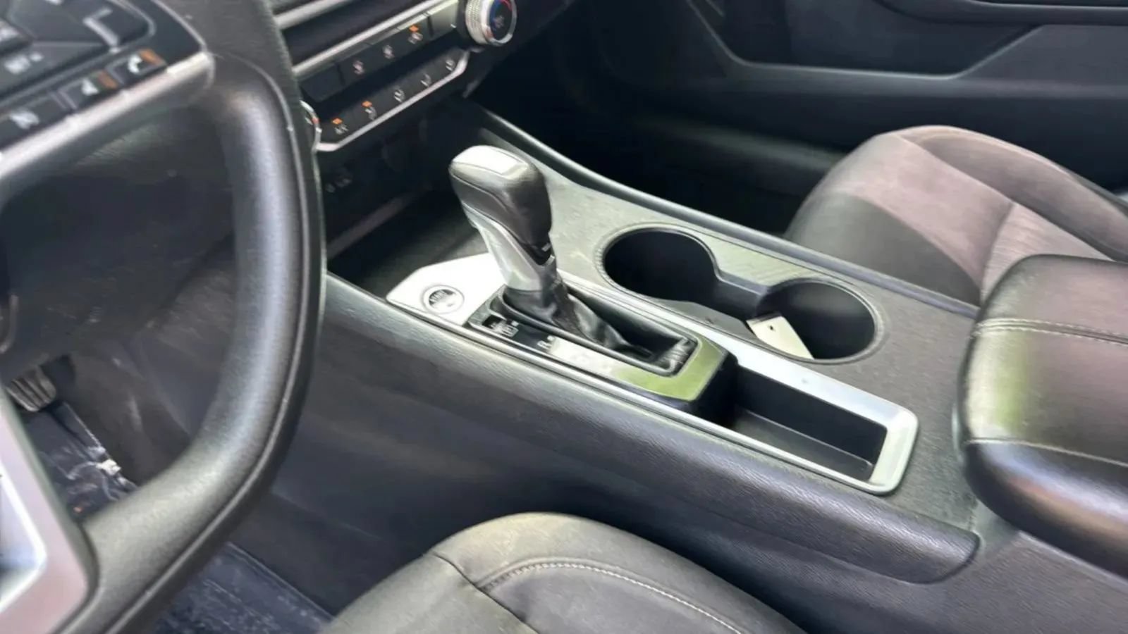 Used 2022 Nissan Altima 2.5 S FWD image 38